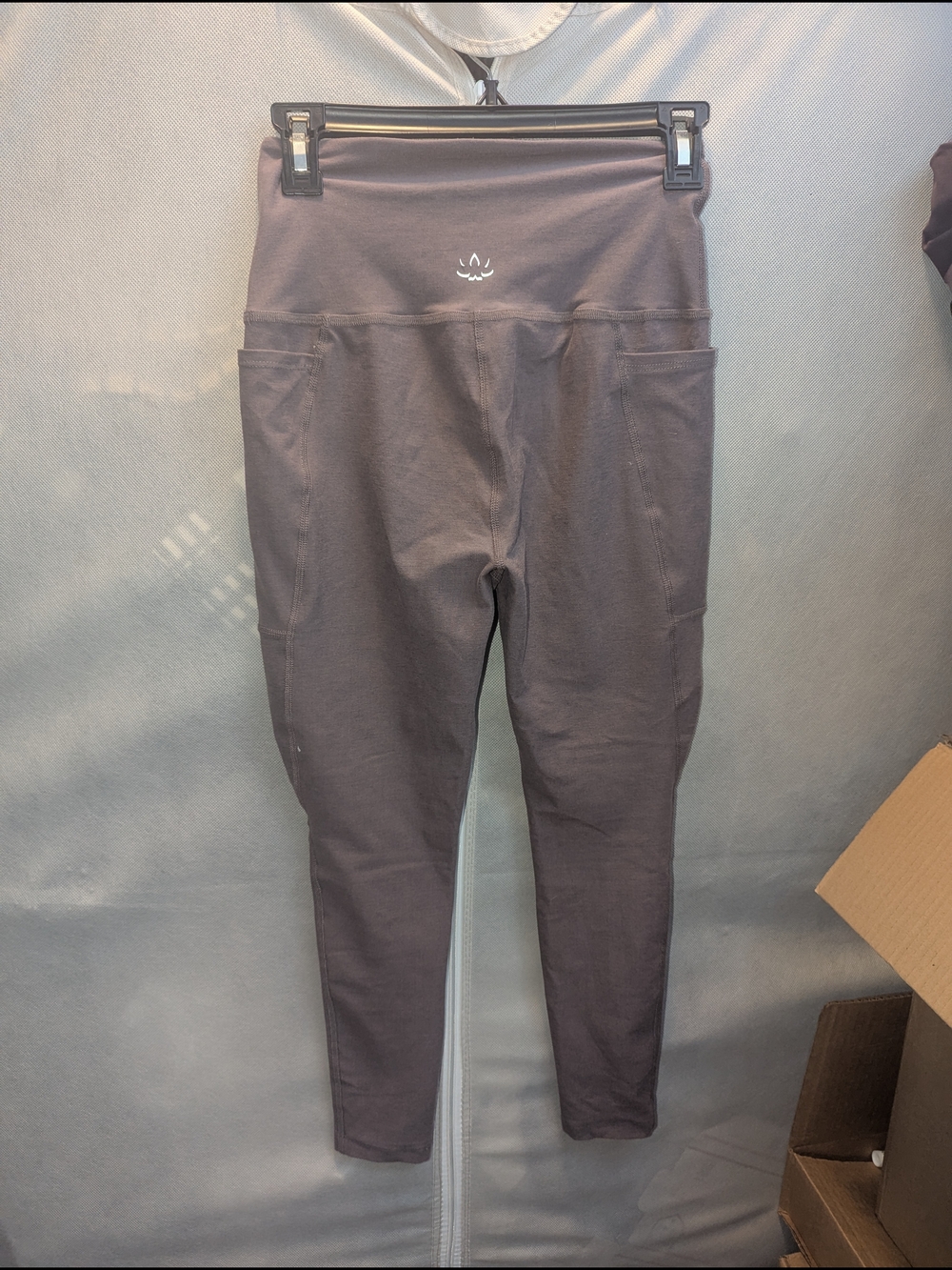 Beyond Yoga 2 Piece Set - Mauve (Medium) - Picture 7 of 9